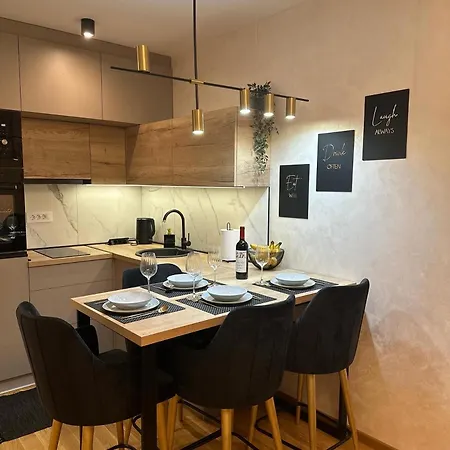 Lux Ivancevic Apartment
